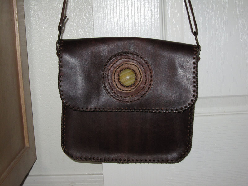 murse man purse