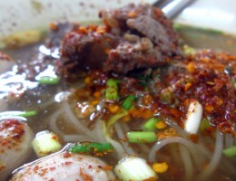 thai beef noodles