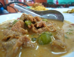 thai beef cury krabi