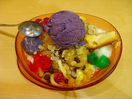 mixed ice halo halo from chow king