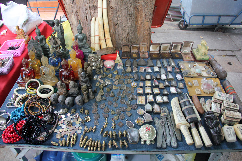 Bangkok Amulet Stall