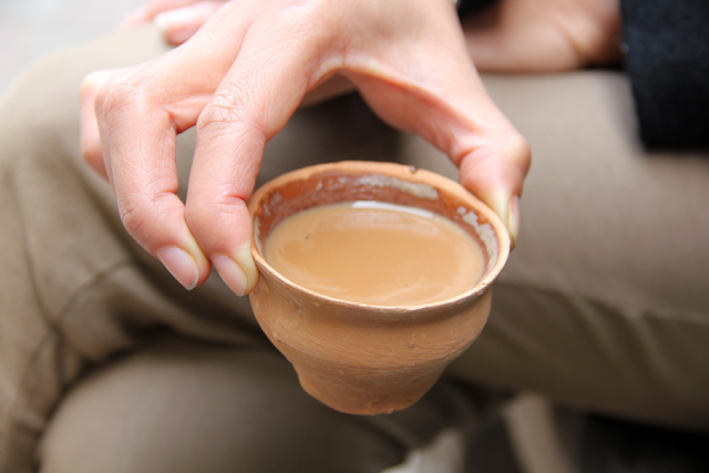 Drinking chai the Kolkata way!