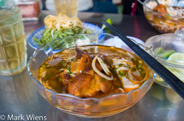 best-bun-bo-hue-saigon