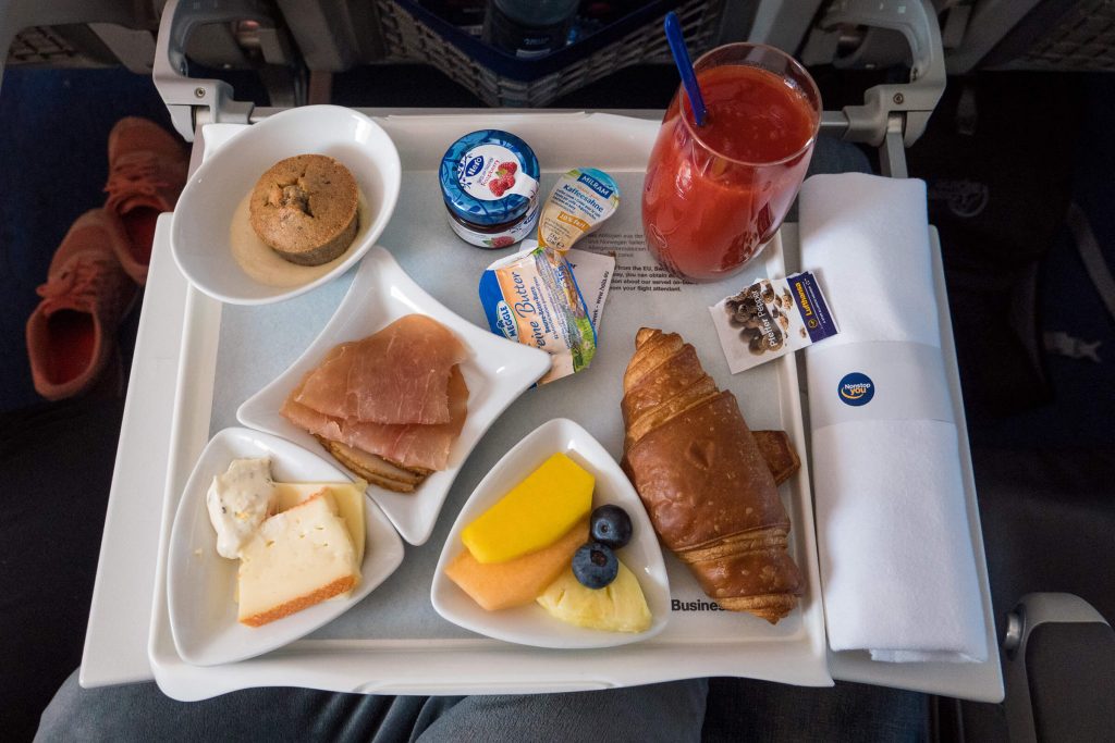 The Best Airplane Food From Star Alliance Flights Win Free Tickets