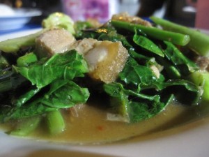 thai kale with roast pork