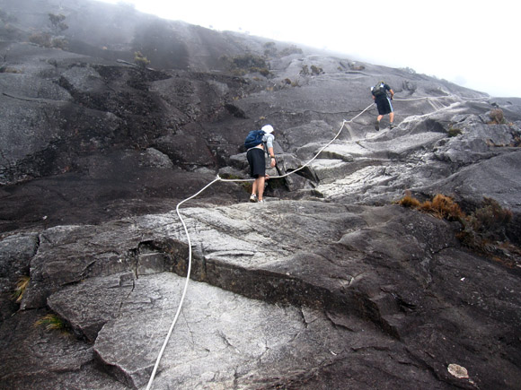 mount kota kinabalu trek