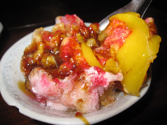 8 Glamorous Asian Shaved Ice Desserts