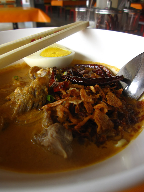 Thai curry noodles