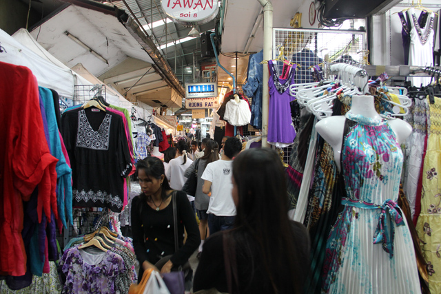 Pratunam Market