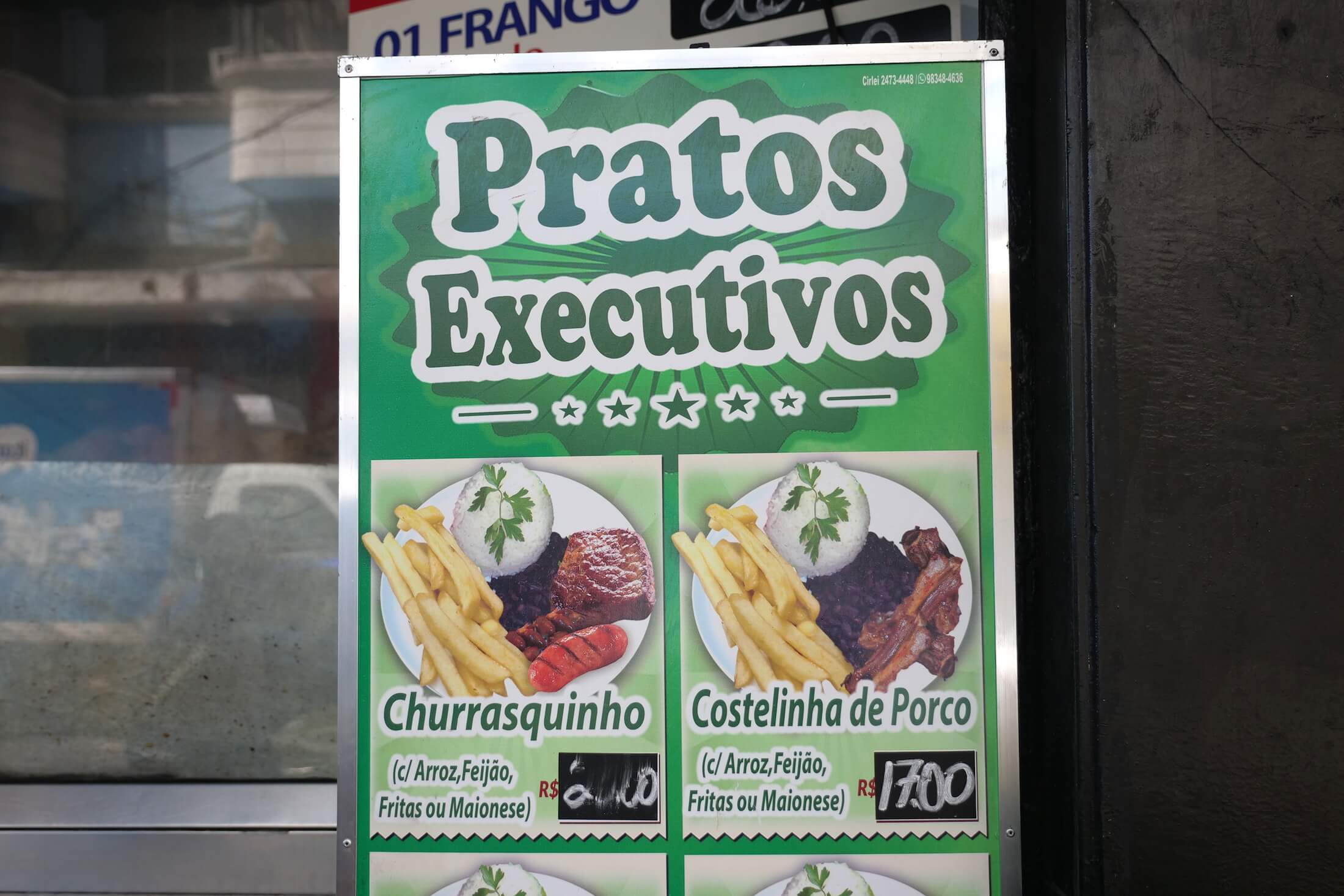 Get a little taste of each of their star menu items by choosing from this set combo menu, Pratos Executivos