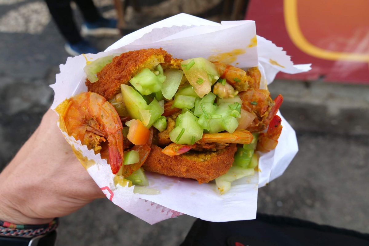 Acarajé - Incredible Afro-Brazilian Local Street Food (Salvador, Brazil)